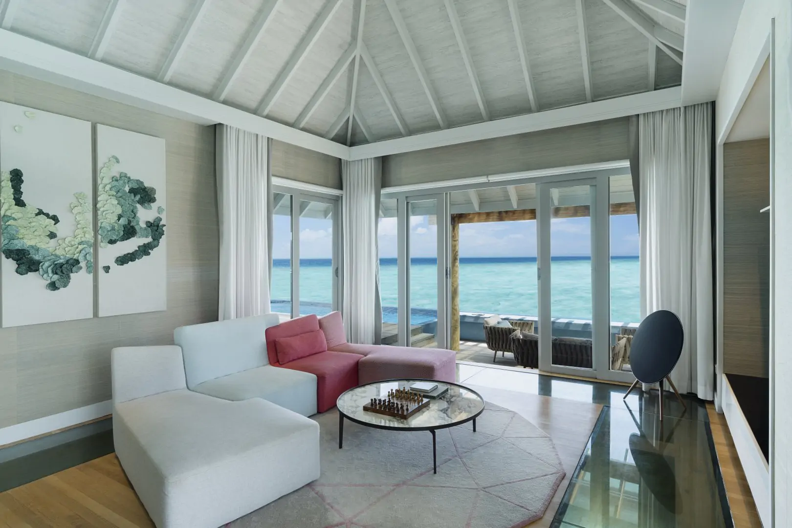Niva Velassaru Maldives